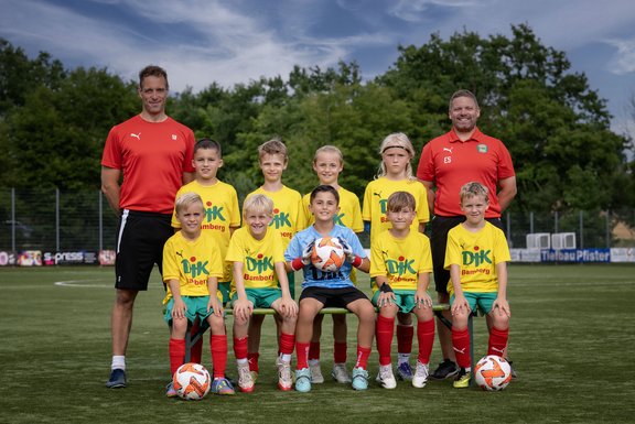 25-26_U10.jpg  